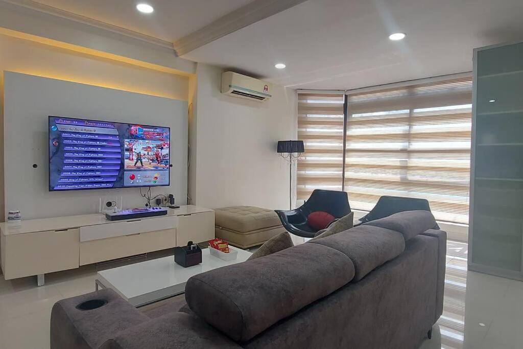 Fahrenheit 88, Bukit Bintang 10 * Kuala Lumpur